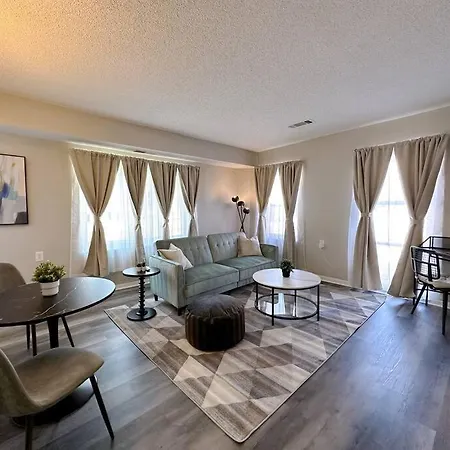 Modern Home Prime Location 1B